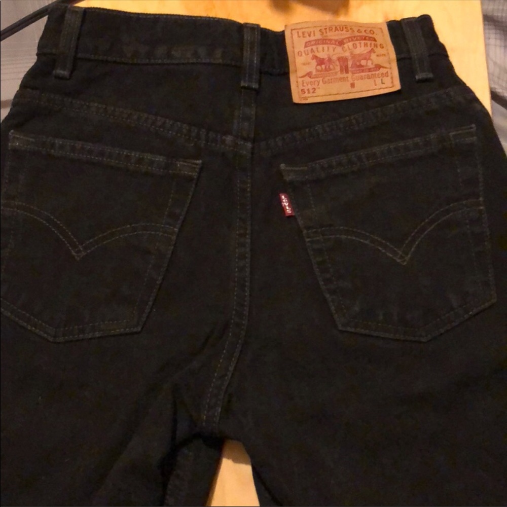 Black Levi shorts!!